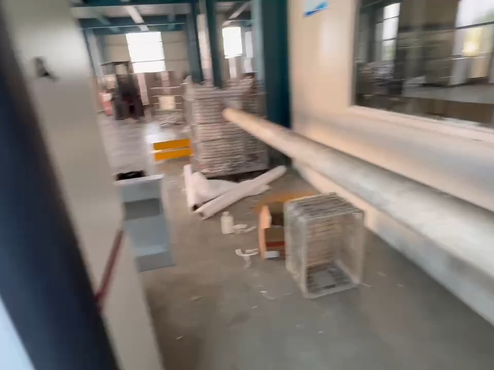 HFQL-GK系列全自動(dòng)高速龍門式不干膠分切機(jī)（高速800米），自動(dòng)推料